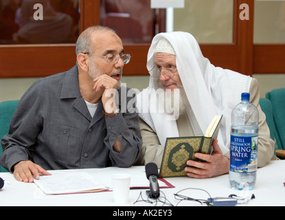 Lo sceicco Jamal Badawi e lo sceicco Yusuf Estes Foto Stock