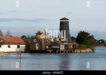 Vecchio Mulino a Langstone Quay Hampshire Inghilterra Foto Stock