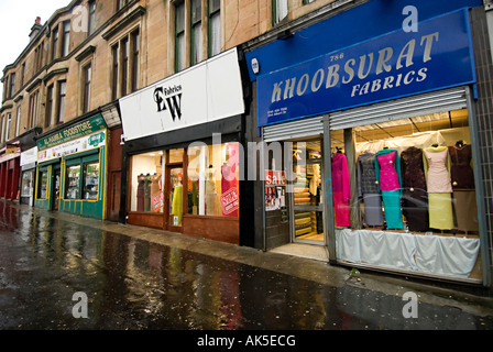 Pollokshields area dello shopping a Glasgow l'asiatico principale area per lo shopping di Glasgow Foto Stock