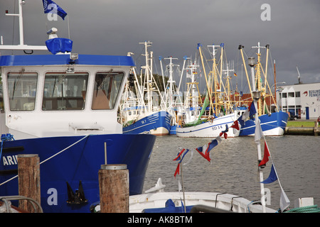 Barche da pesca in porto, Germania, Schleswig-Holstein, Buesum Foto Stock