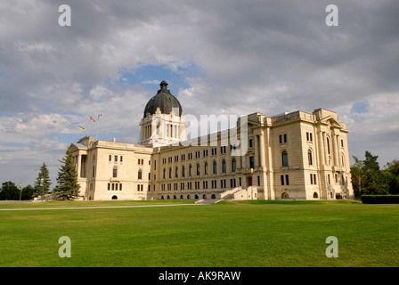 Capitale provinciale edificio legislativo Regina Saskatchewan Canada Queen City progettato da Edward E W S Maxwell Beaux Art Style Foto Stock