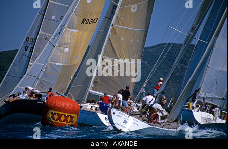 Yachts racing durante Whitsunday Hamilton Island Race Week Queensland Australia Foto Stock