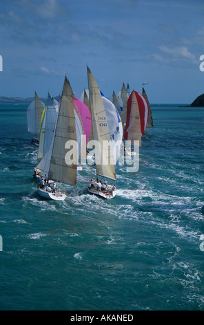 Yachts racing durante Hamilton Island Race Week Whitsunday Australia Foto Stock