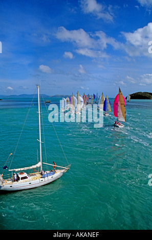 Yachts racing durante Hamilton Island Race Week Whitsunday Australia Foto Stock