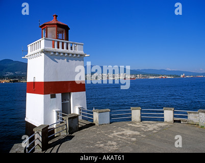 Canada British Columbia Vancouver Stanley Park Brockton Point Lighthouse proteggendo l'ingresso Burrard ingresso Foto Stock