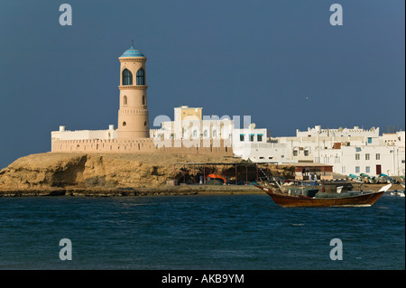 Oman, Sharqiya Regione, Sur, Sur Bay faro Foto Stock