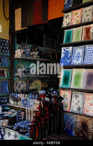 Boutique nella città di Hoi An Vietnam Foto Stock