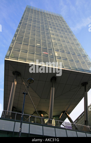 Il numero uno Deansgate Apartments Manchester centro città moderna costruzione edilizia puntone supportato England Regno unito Gb Foto Stock