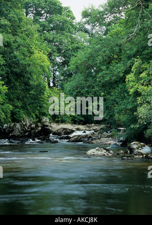 Il fiume guadagnare in Perthshire in Scozia Foto Stock