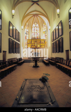 Germania Sassonia Lipsia San Tommaso chiesa s Bach s tomba Foto Stock