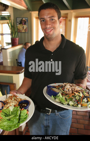 Miami Florida,Aventura,Chili's Grill and Bar,pub,ristorante ristoranti ristorazione caffè bistrot,ispanico Latino etnico immigrano Foto Stock