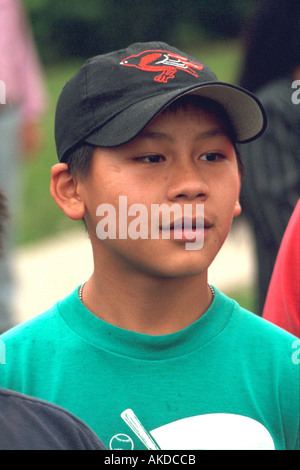 Teen età 14 protestando scambi in Laos senza aiuti umanitari. St Paul Minnesota USA Foto Stock