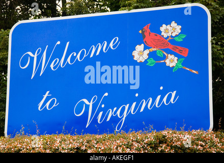 Benvenuto in Virginia. Segui un cartello che dà il benvenuto ai visitatori dello stato. STATI UNITI. Foto Stock