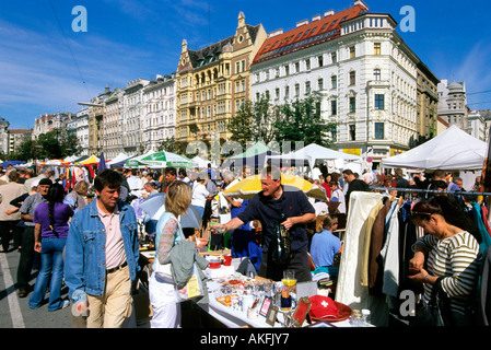 Austria, Vienna Naschmarkt, Flohmarkt samstäglicher Foto Stock