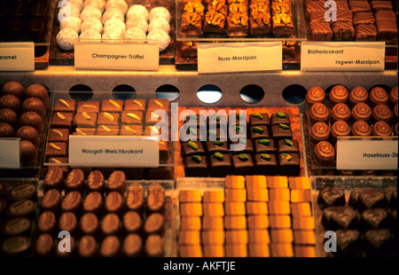 Österreich, Wien I, Neuer Markt, Kurkonditorei Oberlaa, erlesene Palinen und Konfekt Foto Stock