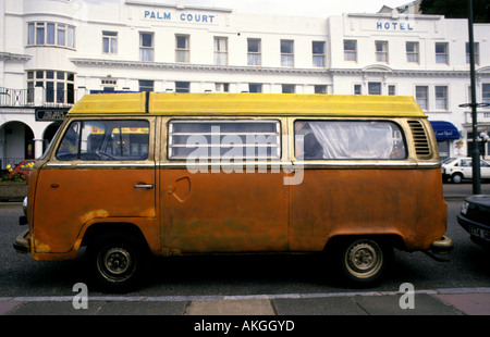 VW Camper autobus, Torquay, Devon, Regno Unito. Foto Stock