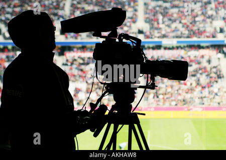 Telecamera di radiodiffusione in uno stadio Foto Stock