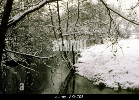 Fiume Alyn Rossett Wrexham North Wales UK Regno Unito GB Gran Bretagna Isole britanniche in Europa Foto Stock