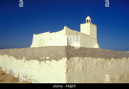 La Lonely moschea di Guellala, Djerba (Jerba) Foto Stock