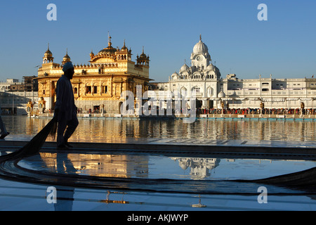 India, Penjab, Amritsar e Harmandir Sahib (Tempio d'Oro), Sikh centro spirituale e culturale Foto Stock