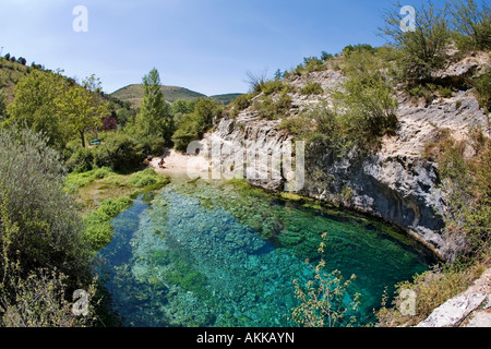 Impostazione naturale di poza azul covaneras burgos Castilla Leon Spagna Foto Stock