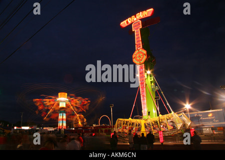 Carnival giostre di notte Canfield Fair Mahoning County Fair Canfield Ohio Foto Stock