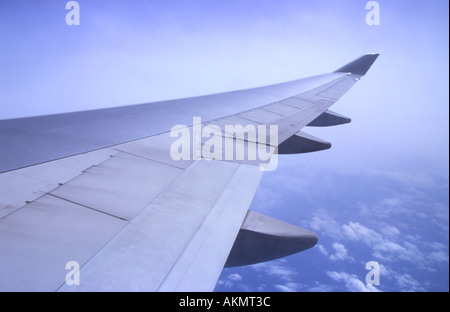 Ala di aeroplano sul Boeing 747 Foto Stock