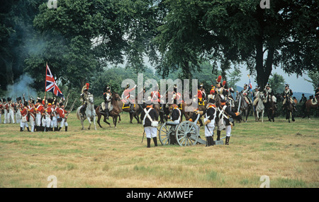 SURREY UK Giugno il re emanazione della battaglia di Waterloo l'esercito britannico redige la sua linea di battaglia Foto Stock