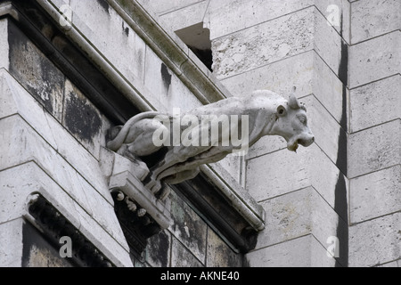 Gargoyle presso la Basilica del Sacre Coeur Parigi Francia Foto Stock