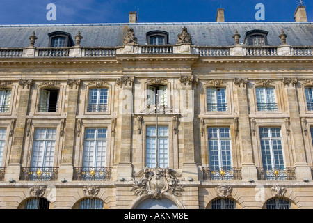 Douanes casa doganale sul Quai de la Douanes Bordeaux Francia Foto Stock