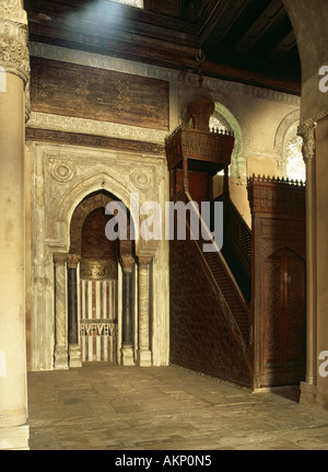 Mihrab e minbar, la moschea di Ibn Tulun al Cairo, Egitto Foto Stock