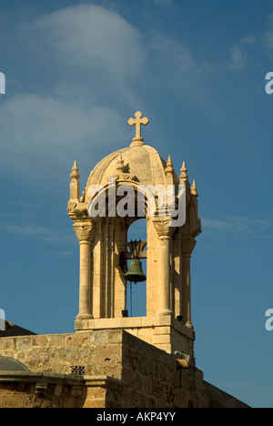 Campanile di San Giovanni Battista chiesa Byblos Libano Medio Oriente Foto Stock