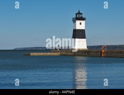 Erie Pierhead Lighthouse Lago Erie a Presque Isle State Park in Pennsylvania Foto Stock