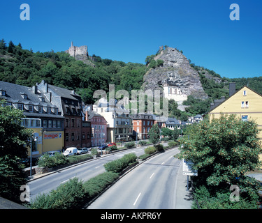 Stadtpanorama von Idar-Oberstein an der Nahe, Renania-Palatinato, Burgruine Bosselstein, Schloss Oberstein, Felsenkirche, Bundesstrasse B41, Nahehochstra Foto Stock