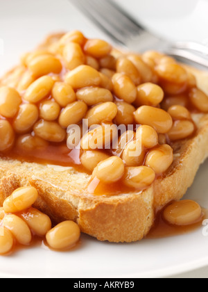 Fagioli su pane tostato Foto Stock