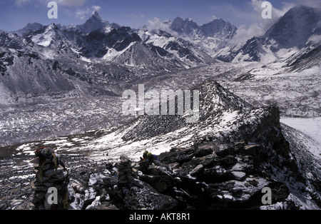 Vista sul ghiacciaio Khumbu dal Kala Pattar Solu Khumbu Nepal Foto Stock