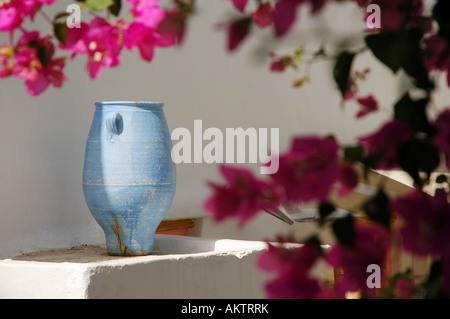 Vaso blu Mykonos Foto Stock