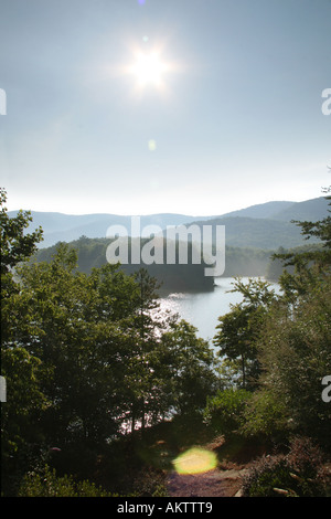 Vista del lago Tamarack e la Smokey Mountains, Jasper, Georgia, Stati Uniti d'America. Foto Stock