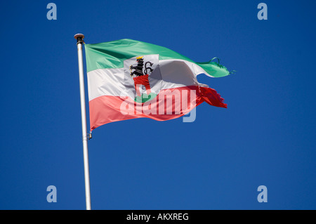 Stemma e bandiera della città di Bergen, Ruegen, Rugia, Meclemburgo-Pomerania, Germania Foto Stock