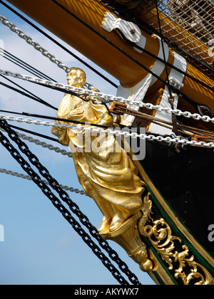 Golden polena del famoso Italian Tall Ship Amerigo Vespucci Foto Stock