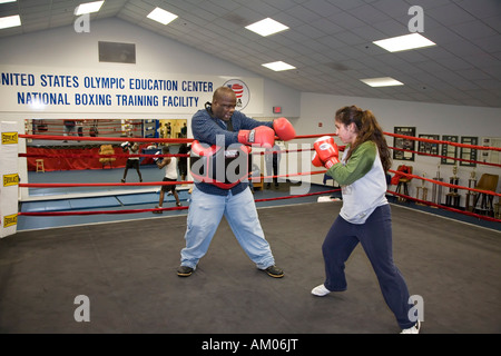 Pugili il treno per le Olimpiadi a noi Olympic Education Centre Foto Stock