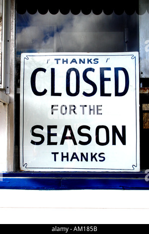 Chiuso per la stagione segno alla Gelateria Cape Cod Massachusetts Foto Stock