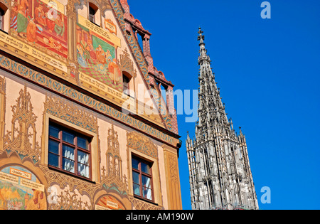 Il municipio e la Cattedrale di Ulm, Ulm, Baden-Wuerttemberg, Germania, Europa Foto Stock