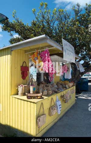 Pressione di stallo di strada, Dunmore Town, Harbour Island, Out Islands, Bahamas, dei Caraibi Foto Stock