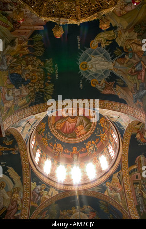 Una vista della cupola e il soffitto dei quattro martiri Chiesa Rethymnon Crete nel 2004 poco dopo la sua ristrutturazione Foto Stock