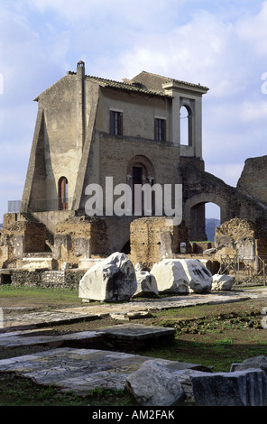 Geografia/viaggi, Italia, Roma, il Colle Palatino, scavi, edificio, Additional-Rights-Clearance-Info-Not-Available Foto Stock