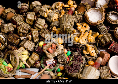 Cestelli in miniatura di verdure per utilizzare nel modello setup. Foto Stock