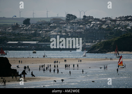 Damar bay Cornwall a Ferragosto vista verso Padstow Foto Stock