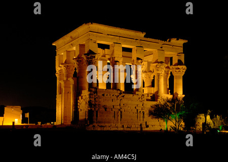 Chiosco Trajans al Tempio di Philae Egitto Nord Africa Foto Stock