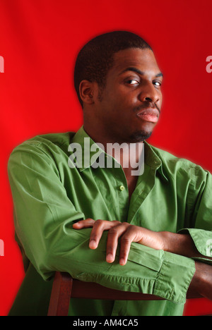 African American man looking grave Foto Stock